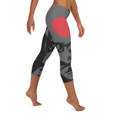 Load image into Gallery viewer, Capri Leggings
